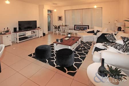One Bed | Courtyard Views | 1.5 Bathroom One Bed | Courtyard Views | 1.5 Bathroom