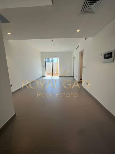 3 Bedroom Townhouse for Rent in Yas Island, Abu Dhabi - WhatsApp Image 2024-05-16 at 12.49. 27 PM (1). jpeg