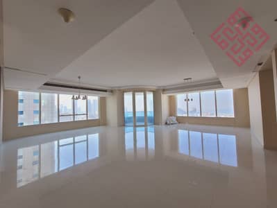 3 Bedroom Flat for Rent in Al Majaz, Sharjah - Luxurious 3bhk Apartment | 3 Master Room | Ac, Gym, Pool Parking Free | 2 Balcony