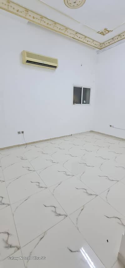 Studio for Rent in Electra Street, Abu Dhabi - 20230928_212903. jpg