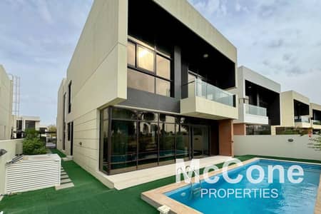 5 Bedroom Villa for Sale in DAMAC Hills, Dubai - Paramount VD1 | Golf Course | Vacant
