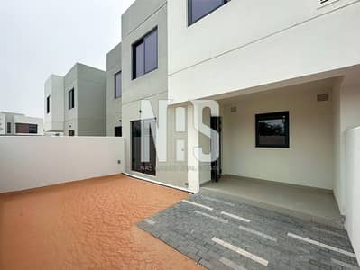 3 Bedroom Villa for Rent in Yas Island, Abu Dhabi - Elegant  Villa: Luxury Living Experience in Noya 1