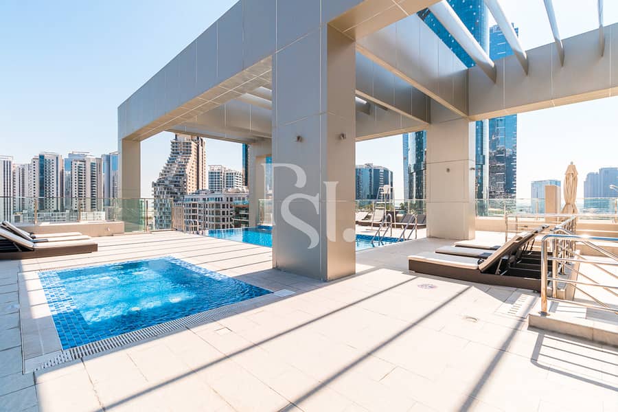 9 boardwalk-residence-al-reem-island-city=of-lights-pool (2). jpg