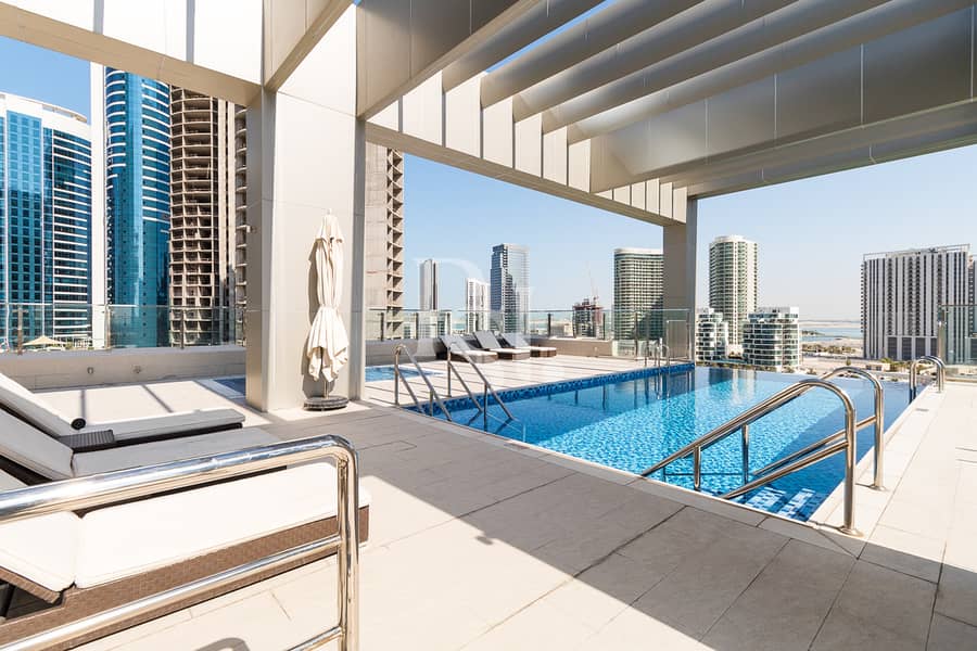 10 boardwalk-residences-al-reem-island-pool (1). jpg