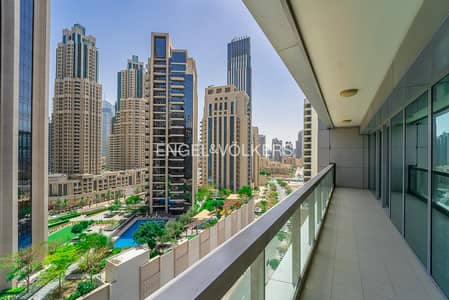 2 Bedroom Apartment for Rent in Downtown Dubai, Dubai - Spacious | High Floor | Unfurnished