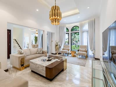 3 Bedroom Villa for Rent in Palm Jumeirah, Dubai - Beach Access | Luxury Furnished | Avail September