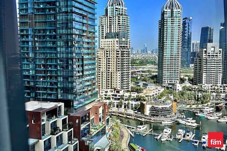 2 Bedroom Flat for Rent in Dubai Marina, Dubai - Sea view / Largest unit / Iconic tower