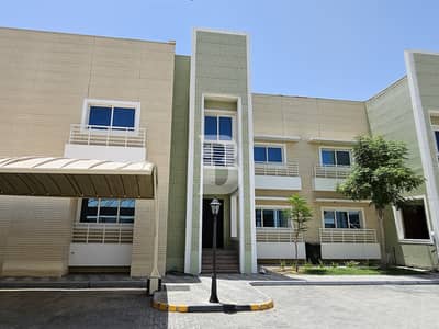 4 Bedroom Villa Compound for Rent in Khalifa City, Abu Dhabi - 4BR Villa with Maid | Compound | Pool and Gym