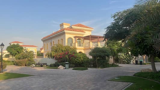 4 Bedroom Villa for Rent in The Villa, Dubai - Private Pool|Vacant and Ready to Move in|Maidroom