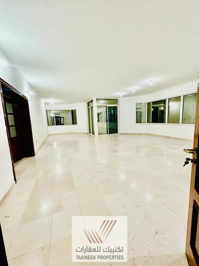 4 Bedroom Flat for Rent in Al Salam Street, Abu Dhabi - WhatsApp Image 2024-05-14 at 21.29. 29_3bfcb488. jpg