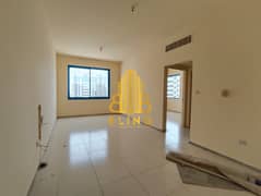 شقة في شارع حمدان 1 غرفة 45000 درهم - 9024431