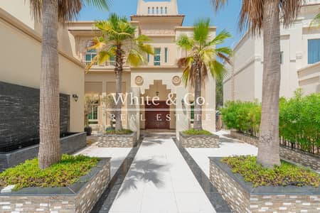 4 Bedroom Villa for Rent in Jumeirah Islands, Dubai - Lake View | Vacant Now| Landscaped Garden