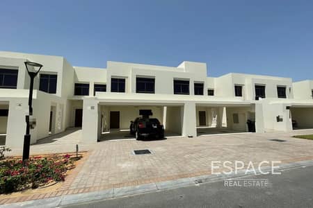 3 Bedroom Villa for Rent in Town Square, Dubai - Brand New | 3 BR Plus Maids | Available Now
