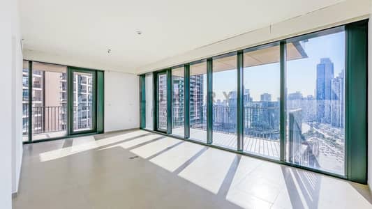 2 Bedroom Apartment for Rent in Downtown Dubai, Dubai - Corner Unit | Large Layout | Blvd and Sea View