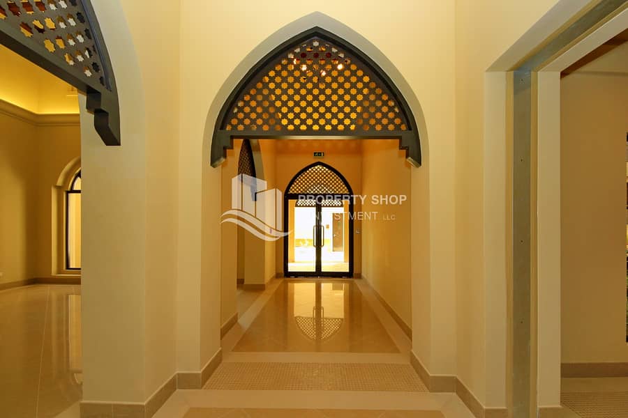15 3-bedroom-apartment-abu-dhabi-saadiyat-beach-residences-lobby-entrance. JPG