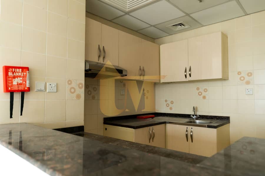 5 UST - 1 bed (705) - Internal 1. jpg