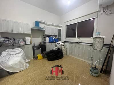شقة 2 غرفة نوم للايجار في مدينة الفلاح‬، أبوظبي - da035089-6ea7-4cbb-a53a-75935c090c22. jpg