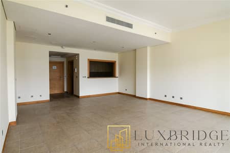 1 Bedroom Apartment for Rent in Palm Jumeirah, Dubai - Spacious One Bedroom - Full Sea View