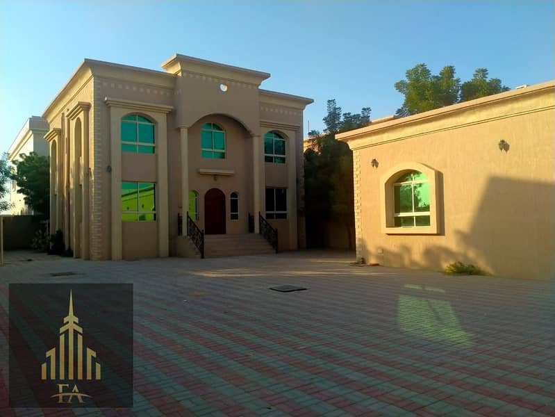 Big size 6 bedroom villa commercial & residential  use in al jurf Ajman
