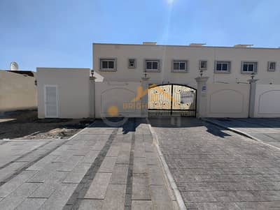 فیلا 4 غرف نوم للايجار في مدينة محمد بن زايد، أبوظبي - IMG_20231207_125926654. jpg