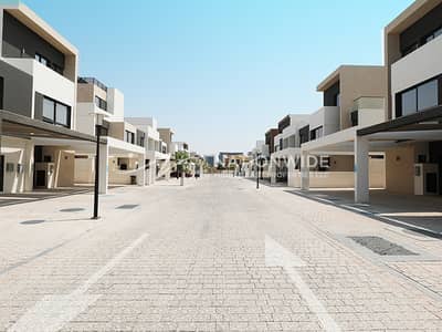 3 Bedroom Townhouse for Rent in Al Matar, Abu Dhabi - Amazing Townhouse | Full Facilities| Prime Area