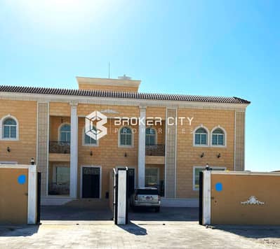 5 Cпальни Вилла Продажа в Аль Рахба, Абу-Даби - WhatsApp Image 2024-02-26 at 16.54. 05_8647218b. jpg