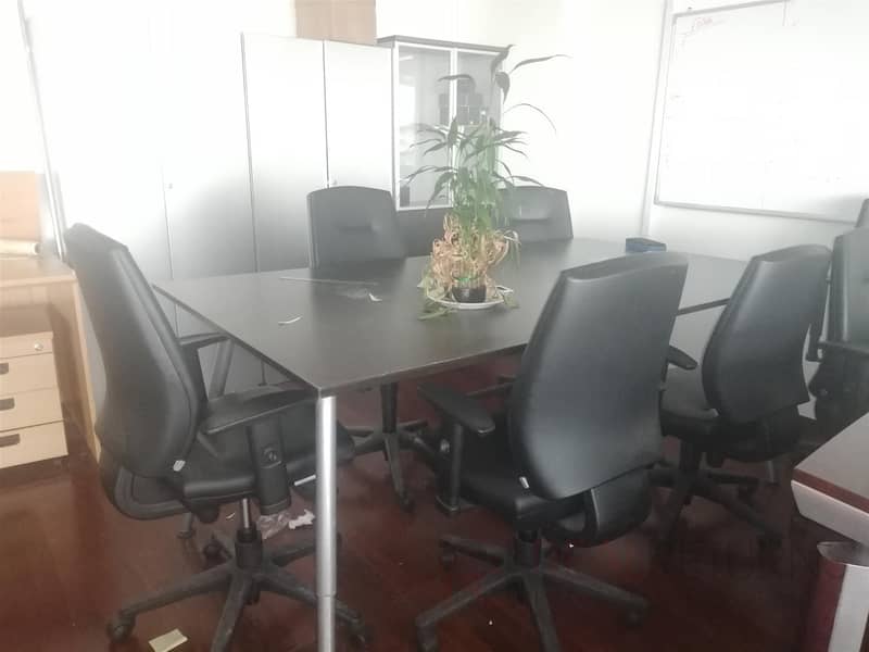 Furnished office for Rent on the Metro [EC]