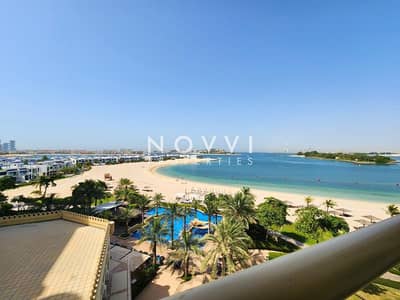 1 Bedroom Apartment for Rent in Palm Jumeirah, Dubai - Unfurnished | Full Sea Views | Spacious Unit