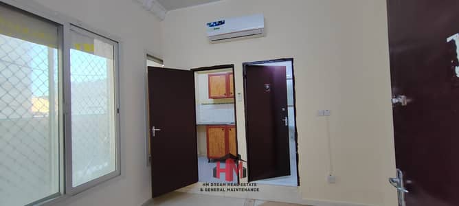 Studio for Rent in Al Mushrif, Abu Dhabi - 4eb1a4ba-5066-4e00-990a-c83944b75d02. jpeg