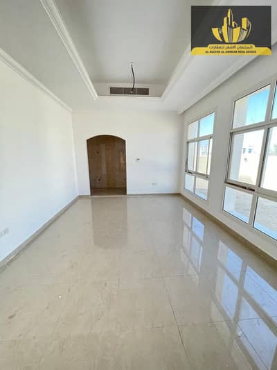 4 Bedroom Villa for Rent in Al Khawaneej, Dubai - 625bda14-bcbc-48cf-98d8-7810fdb9e4c9. jpeg