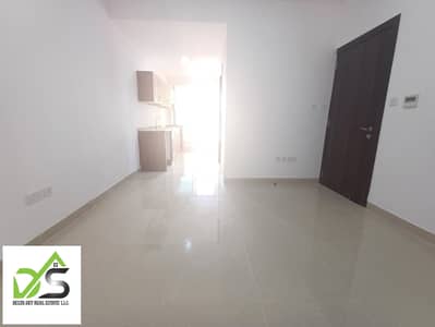 Studio for Rent in Khalifa City, Abu Dhabi - 20240518_152718. jpg
