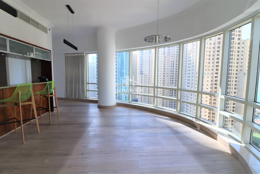 Penthouse with Panoramic Views | Vacant