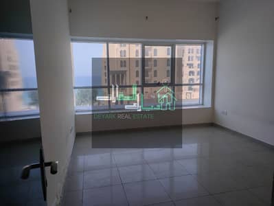 فلیٹ 3 غرف نوم للايجار في كورنيش عجمان، عجمان - IMG-20240407-WA0144. jpg