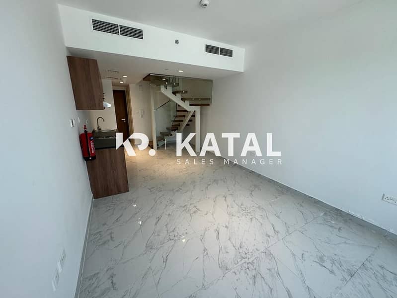 11 Oasis Residences 1, Masdar City, Abu Dhabi, 1BR Duplex for sale, Khalifa City, Abu Dhabi. 011. jpeg