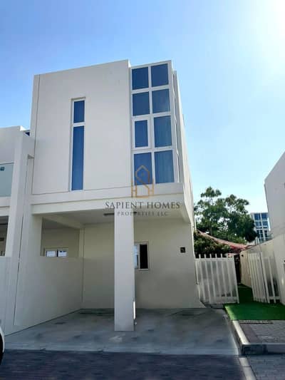 Amazing 3BR Corner Villa with Stunning Design Layout