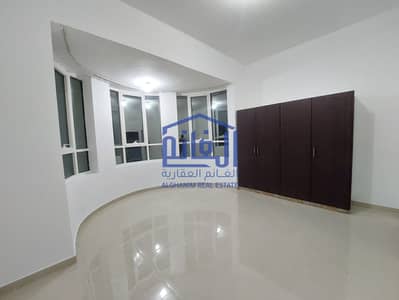 Super Deluxe 1 Bedroom Hall Built in Wardrobe with Proper Kitchen and Room sizes