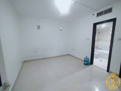 Excellent 1 Bedroom With 2 Baths Balcony Central Ac Chiller Free Only 50k