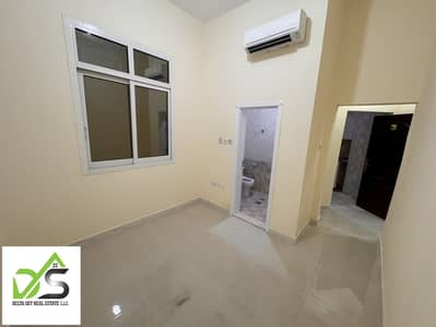 Studio for Rent in Madinat Al Riyadh, Abu Dhabi - For rent, a wonderful studio, the first resident, a ground floor in the city of South Al-Shamkha is monthly.
