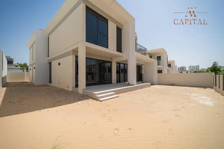 5 Bedroom Villa for Rent in Tilal Al Ghaf, Dubai - Gorgeous Family Home | Park Facing | Prime area