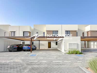 3 Bedroom Townhouse for Sale in Yas Island, Abu Dhabi - Cozy 3BR+M| Top Facilities| Prime Area |High ROI