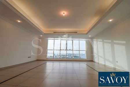 2 Bedroom Flat for Rent in Tourist Club Area (TCA), Abu Dhabi - Spacious 2 Bedroom  apartment, plus Maid Room