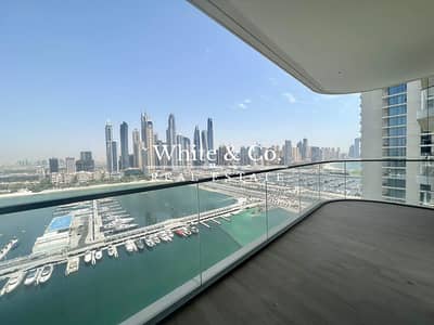 2 Bedroom Apartment for Rent in Dubai Harbour, Dubai - Harbour Views | Private Beach | Vacant