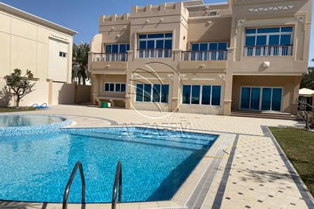 5 Bedroom Villa for Rent in Marina Village, Abu Dhabi - 4 Bedroom Royal Marina Villas (1). jpeg