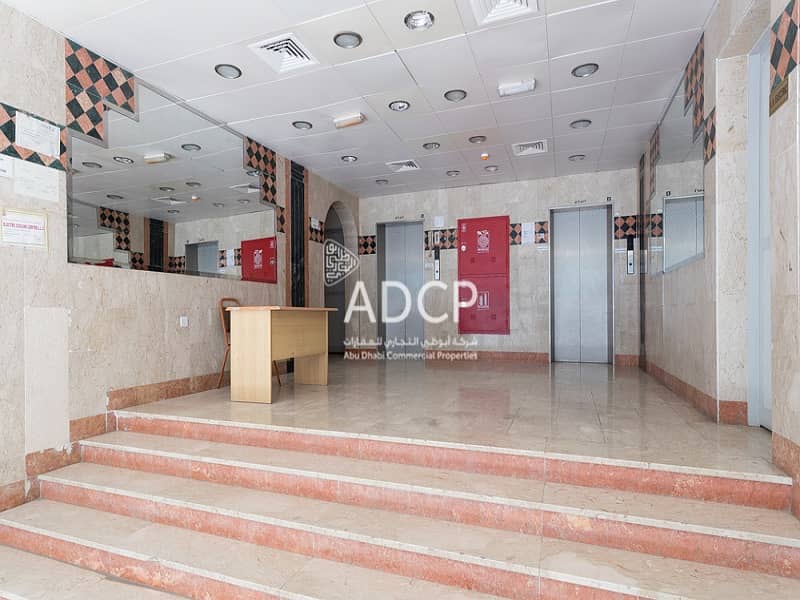 2 535Lobby. jpg