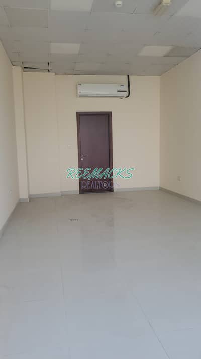 Shop for Rent in Muwailih Commercial, Sharjah - PHOTO-2024-05-20-13-57-26. jpg