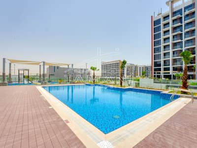 Studio for Rent in Meydan City, Dubai - swimming pool 2 azizi riviera 44. jpeg