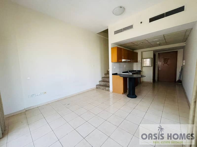 Duplex 1BHK Next to LULU Mall Large SIZE apartment for Rent in