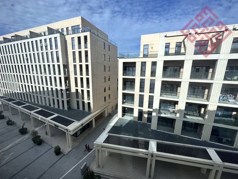 Lavish huge studio apartment available for Sale in mamshs