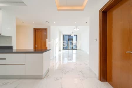 2 Bedroom Apartment for Rent in Business Bay, Dubai - High floor | Canal view | Vacant