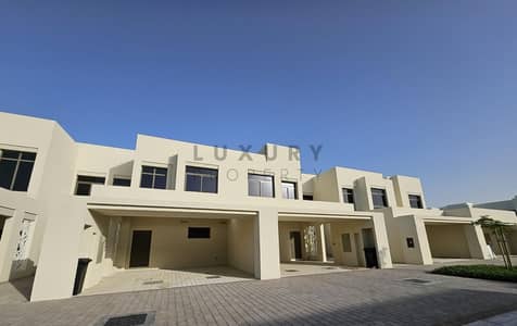 3 Bedroom Townhouse for Rent in Town Square, Dubai - Brand New | Single Row | Big Plot